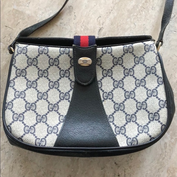 Gucci Handbags - Vintage Gucci purse